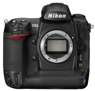 Цифровой фотоаппарат NIKON D3х body (s/ n 5034029) пробег 102600 кадров б/ у