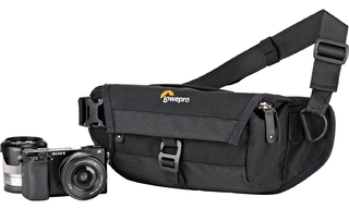 Сумка для фотоаппарата Lowepro m-Trekker HP 120 черный