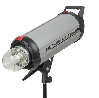 Вспышка студийная Falcon eyes Phantom II 1200 BW Вспышка студийная Falcon eyes Phantom II 1200 BW