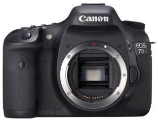 Цифровой фотоаппарат Canon EOS 7D Body Пробег 14990 кадров (s/ n: 3771501545) Б/ У