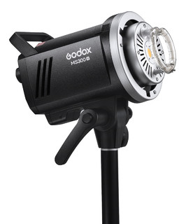 Вспышка студийная Godox MS300V